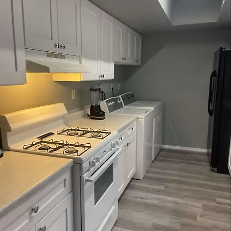 2 Or 3 Bedroom Extended Stay Walk To Strip Mgm Casino Shop Club-3
